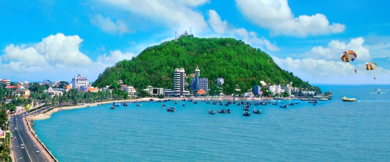 Пляж Back beach