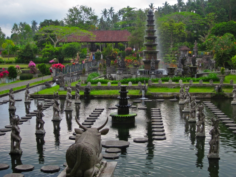 Pura Taman Kemuda Saraswati